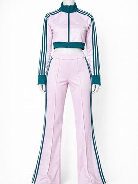 Pink & Green Activewear Set – Zip Jacket & Flare Pants Alo style